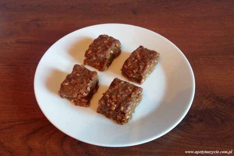 Batoniki orzechowo-ryżowe